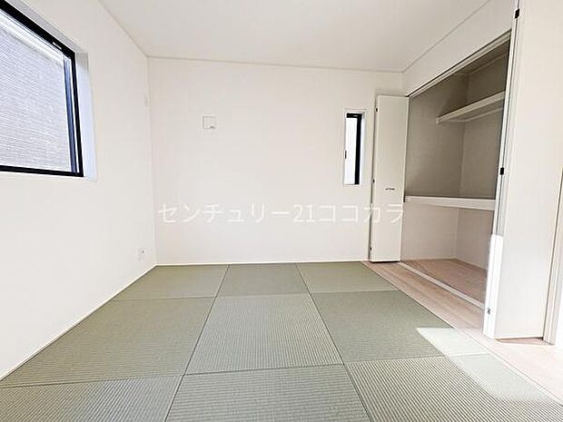 リビング隣の和室5.2帖