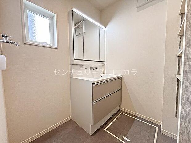 3面鏡シャンプードレッサー