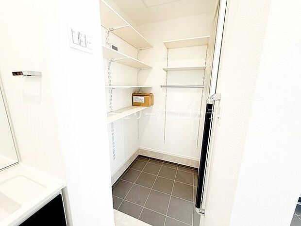 シューズクローク