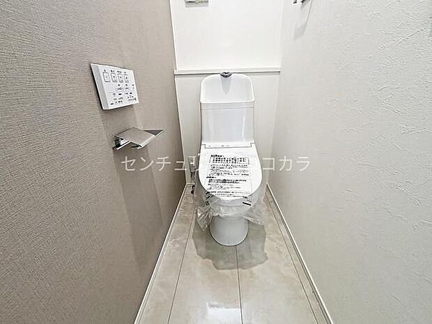 ウォシュレット機能付トイレ