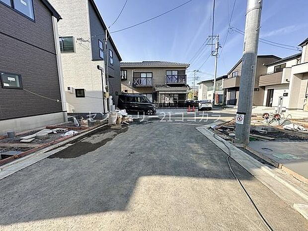 前面道路を含む現地写真