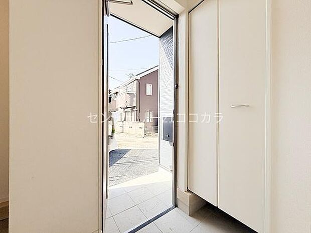 玄関、シューズボックス