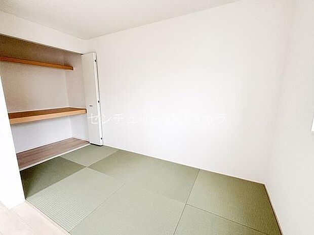 リビング隣の和室4帖