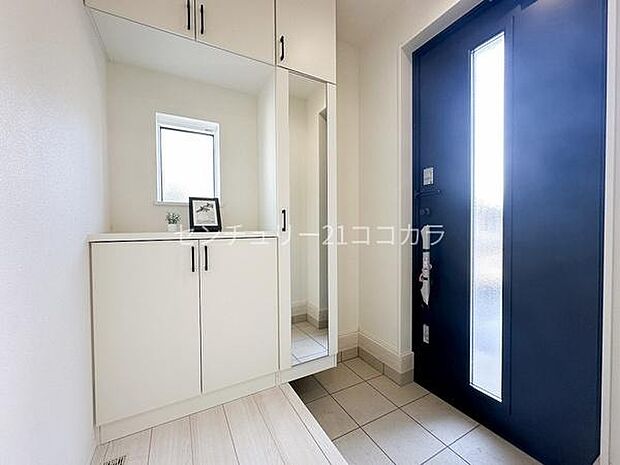 玄関、シューズボックス