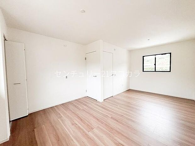 2階洋室5.9帖+4.5帖