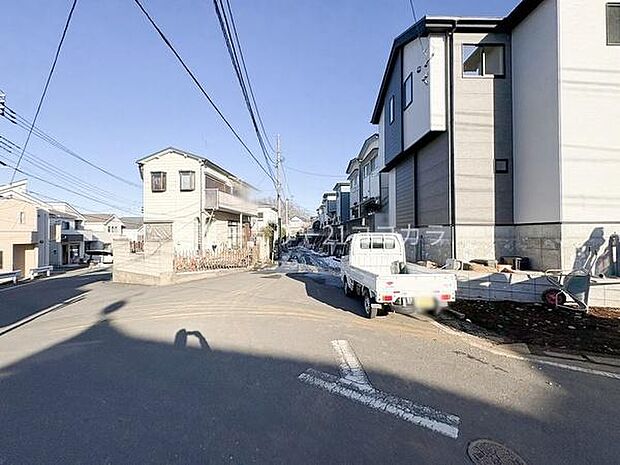 前面道路を含む現地写真