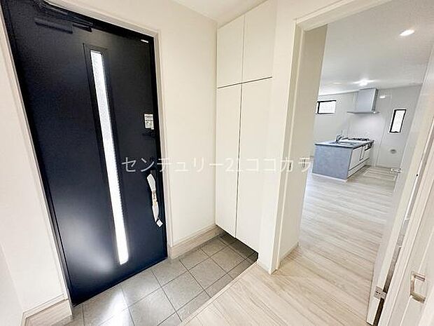 玄関、シューズボックス