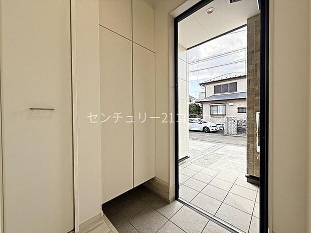 玄関、シューズボックス