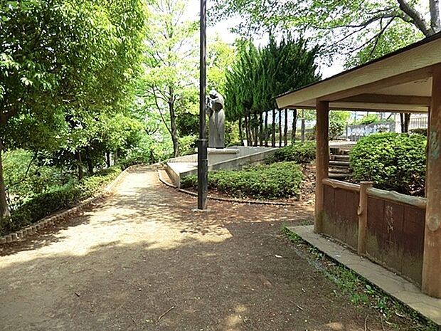 上野町公園まで282m