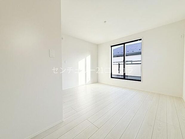 2階洋室8帖