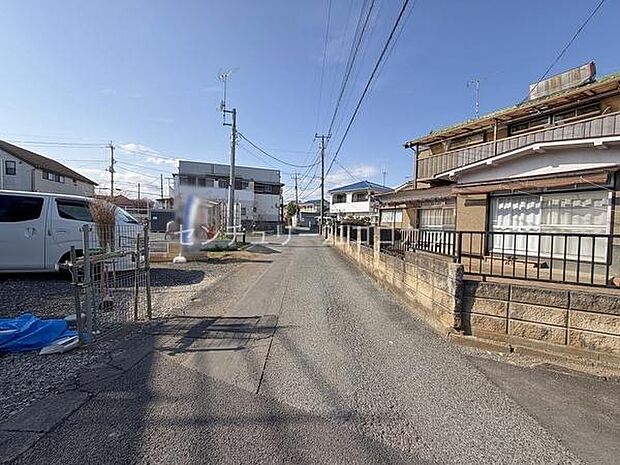 前面道路を含む現地写真