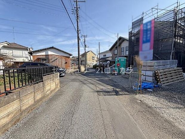 前面道路を含む現地写真