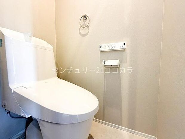 ウォシュレット機能付トイレ