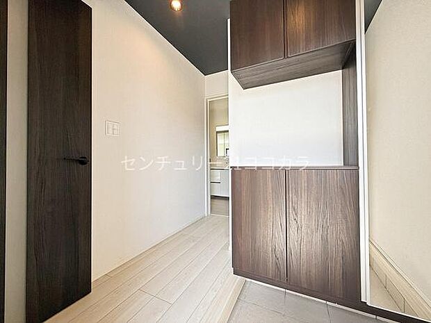 玄関、シューズボックス