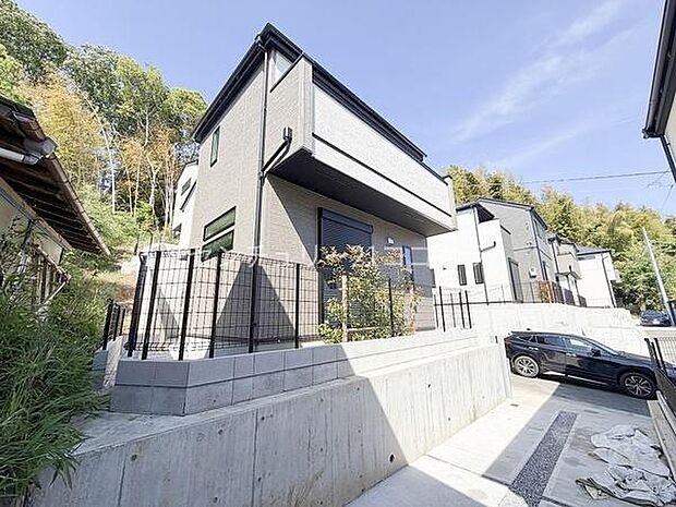 八王子市館町の新築一戸建て