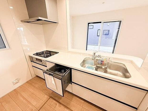 対面キッチン、食洗機付