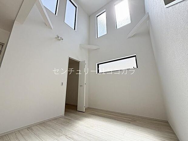 リビング吹き抜け