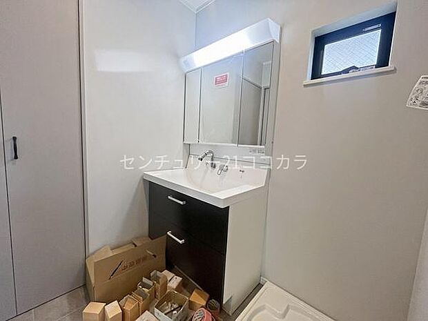 3面鏡シャンプードレッサー