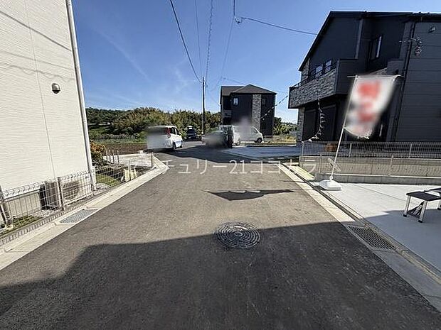 前面道路を含む現地写真