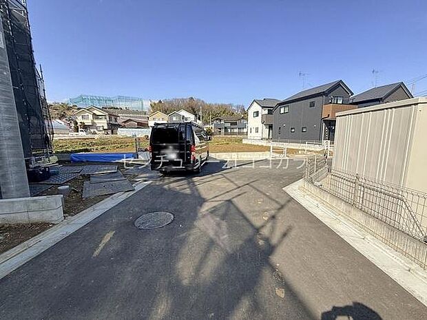 前面道路を含む現地写真