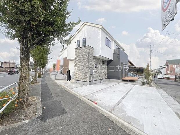 八王子市めじろ台の新築一戸建て　全体写真