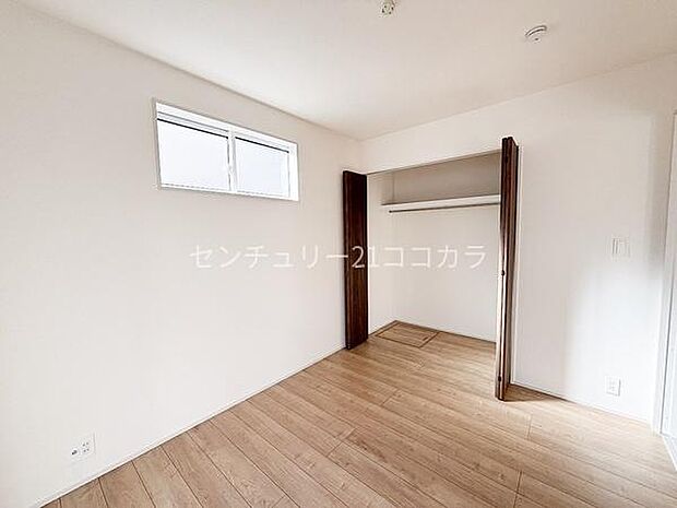 リビングとなり洋室約5.25帖