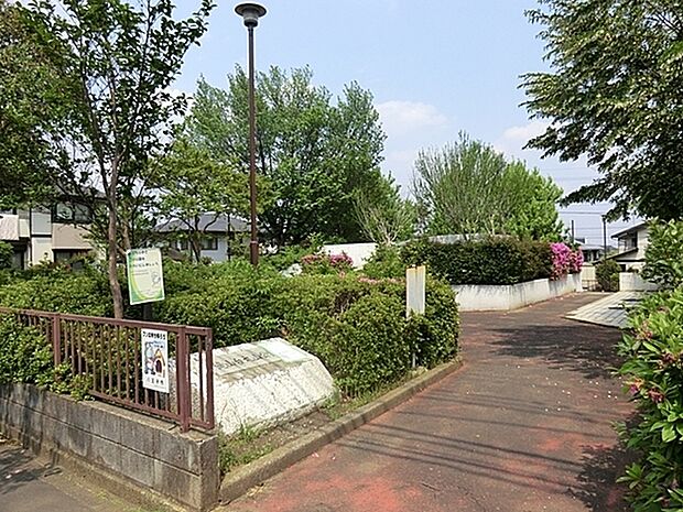 滝山台丸山公園まで717m