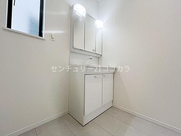 3面鏡シャンプードレッサー