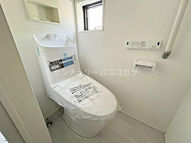 ウォシュレット機能付トイレ