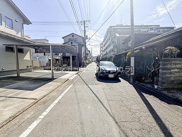 前面道路を含む現地写真