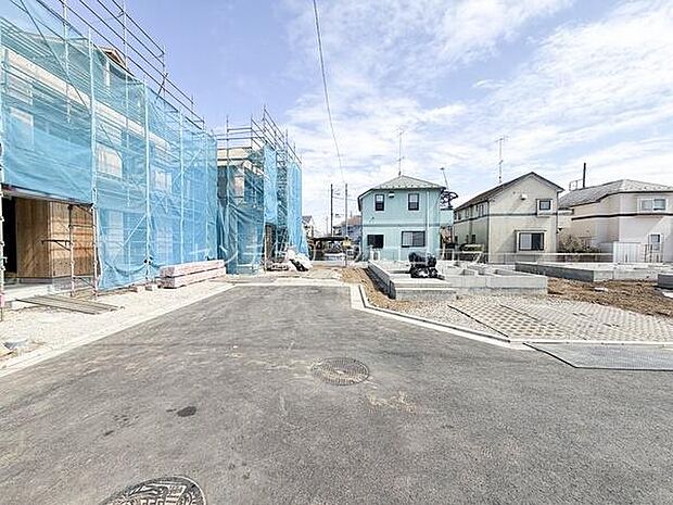 前面道路を含む現地写真