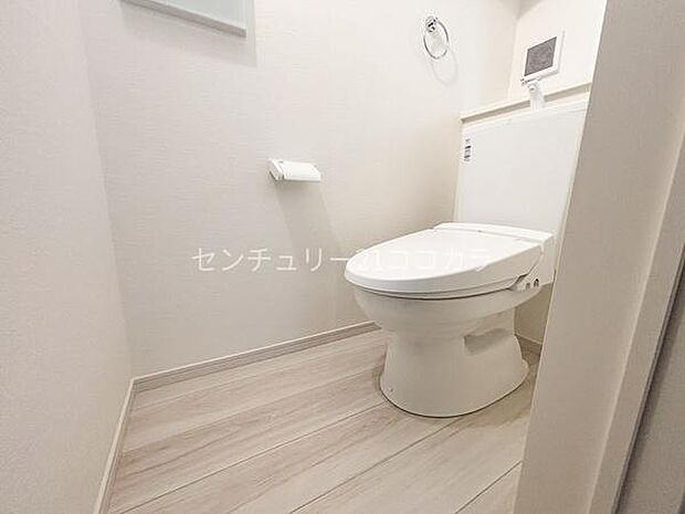 ウォシュレット機能付トイレ