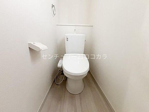 ウォシュレット機能付トイレ