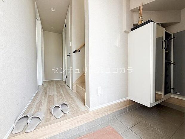 玄関、シューズボックス