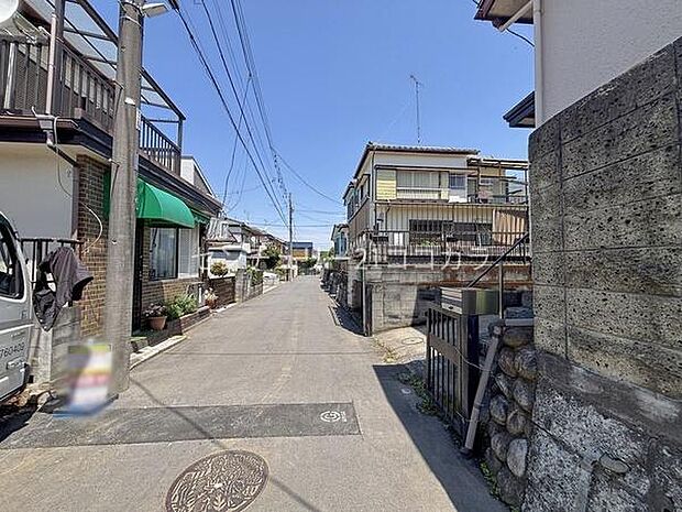 前面道路を含む現地写真