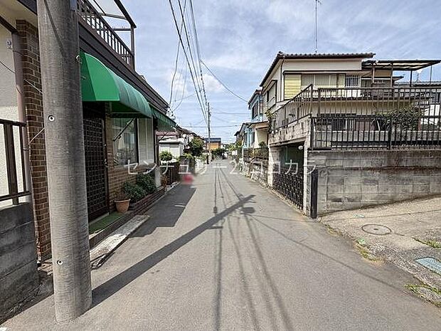 前面道路を含む現地写真