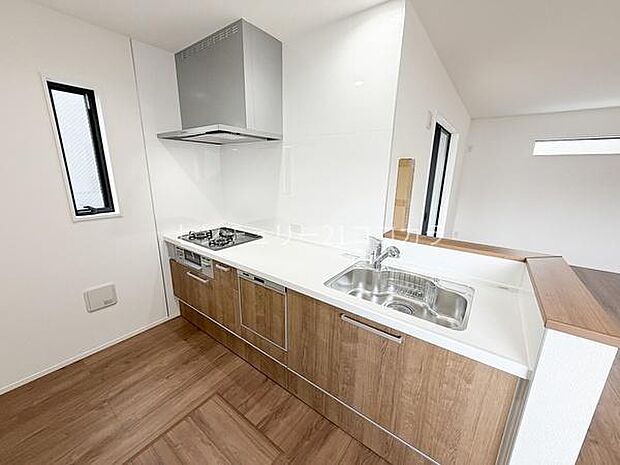 対面キッチン、食洗機付