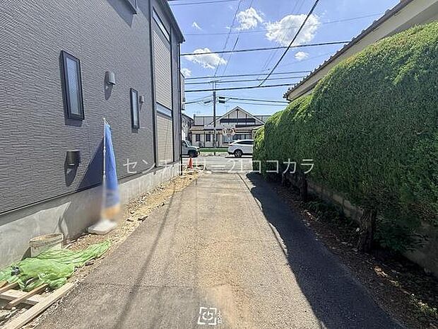 前面道路を含む現地写真