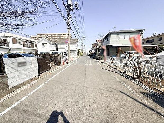 前面道路を含む現地写真