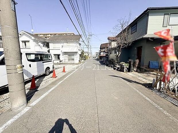 前面道路を含む現地写真