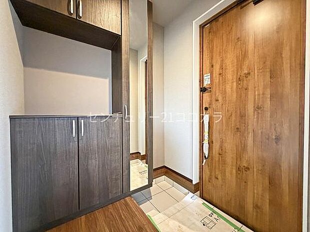 玄関、シューズボックス