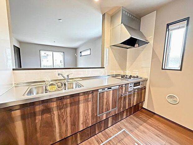 対面キッチン、食洗機付