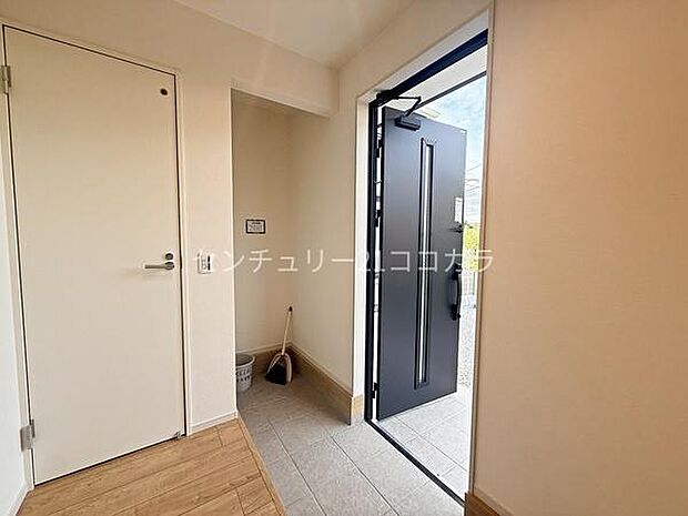 玄関、土間収納