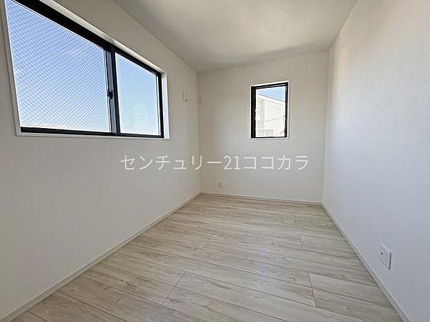 2階洋室5帖