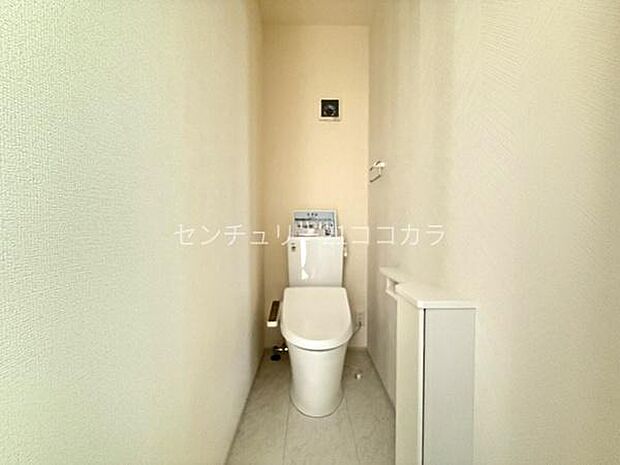 ウォシュレット機能付トイレ