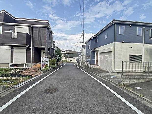 前面道路含む現地写真