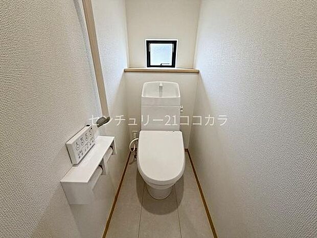 ウォシュレット機能付トイレ