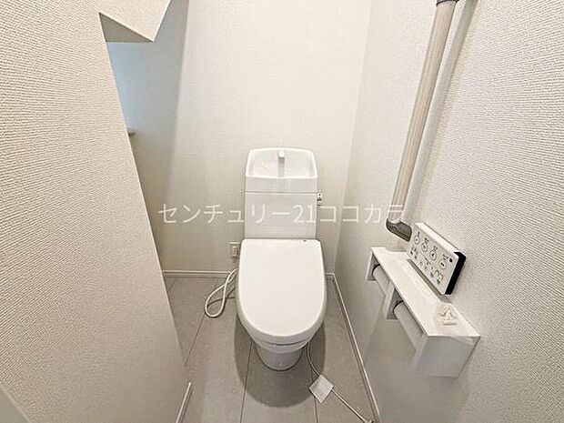 ウォシュレット機能付トイレ
