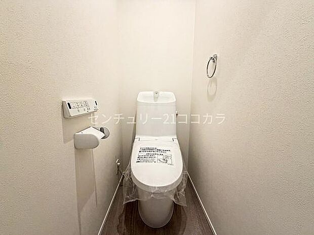 ウォシュレット機能付トイレ