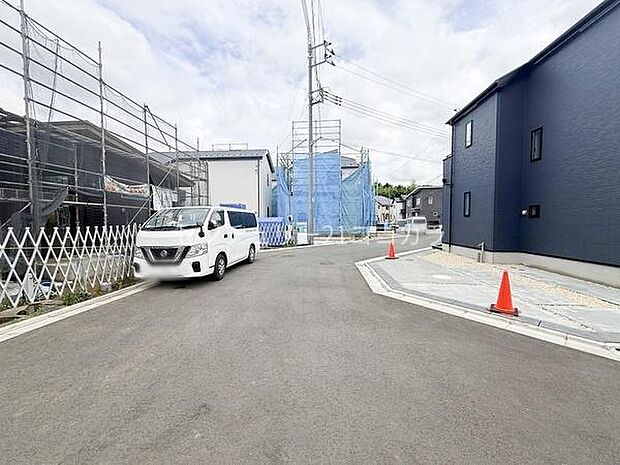 前面道路含む現地写真